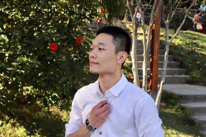 落落大方的第一张照片--永春相亲网